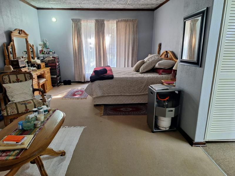 5 Bedroom Property for Sale in Wilkoppies North West